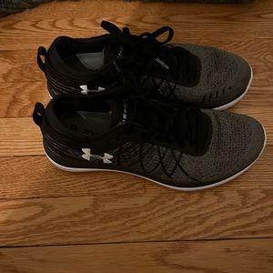 Under Armour tennis shoes